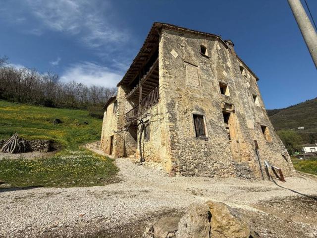 Villa Indipendente in vendita a Villaga, Veneto