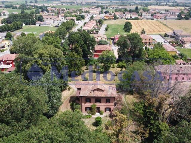 Villa Indipendente in vendita a Villamarzana, Veneto