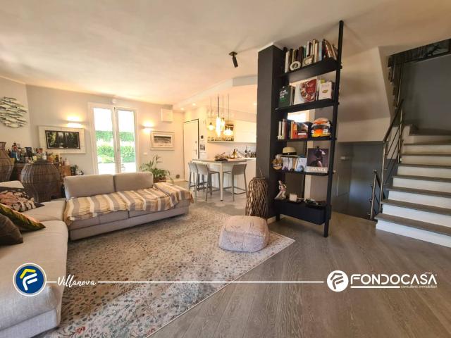 Villa Indipendente in vendita a Villanova D'albenga, Liguria