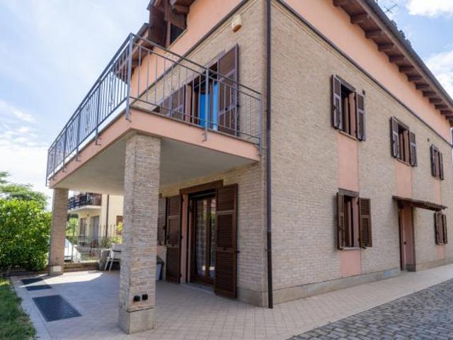 Villa Indipendente in vendita a Villanova D'albenga, Liguria