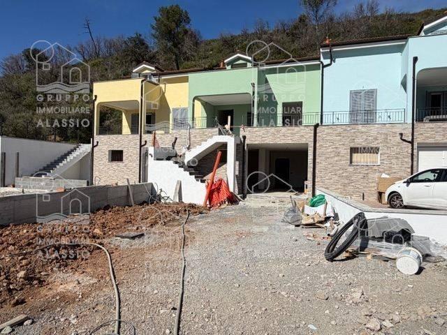 Villa Schiera in vendita a Villanova D'albenga, Liguria