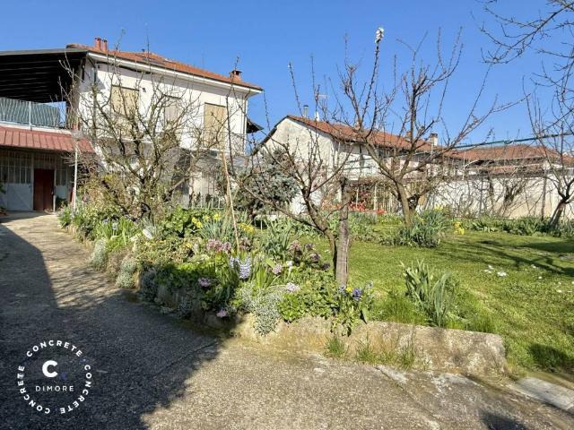 Villa Indipendente in vendita a Piemonte, Asti