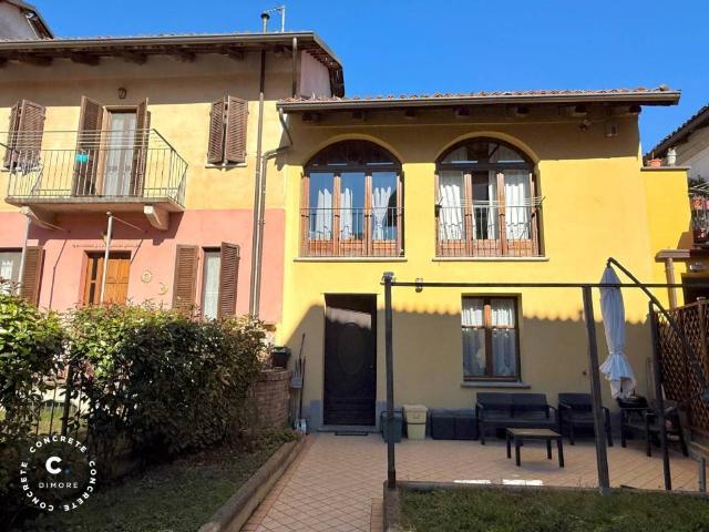 Villa Indipendente in vendita a Piemonte, Asti