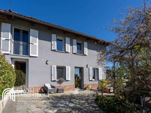 Villa Indipendente in vendita a Piemonte, Asti