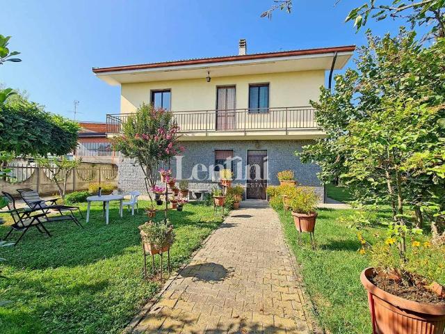 Villa Indipendente in vendita a Piemonte, Alessandria