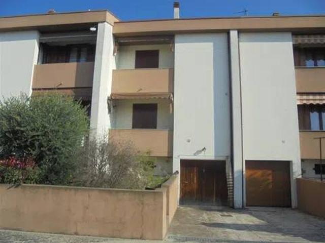 Villa Indipendente in vendita a Villanova Sull'arda, Reggio Emilia