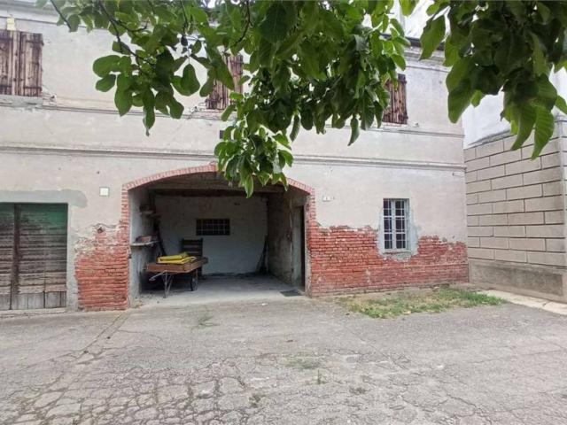 Villa Indipendente in vendita a Villanova Sull'arda, Reggio Emilia