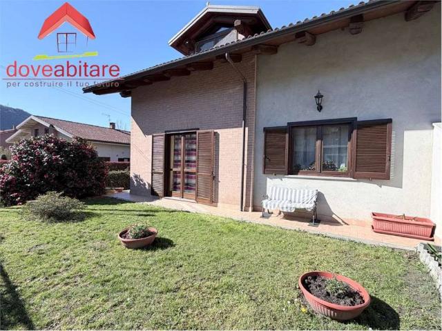 Villa Indipendente in vendita a Saretto, Piemonte
