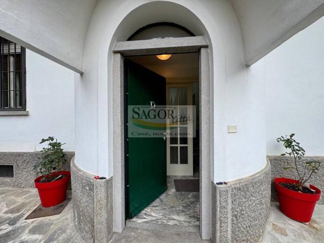 Villa Indipendente in vendita a Saretto, Piemonte