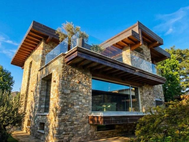 Villa Indipendente in vendita a San Fiorano, Villasanta