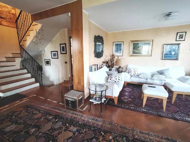 Villa Indipendente in vendita a San Fiorano, Villasanta