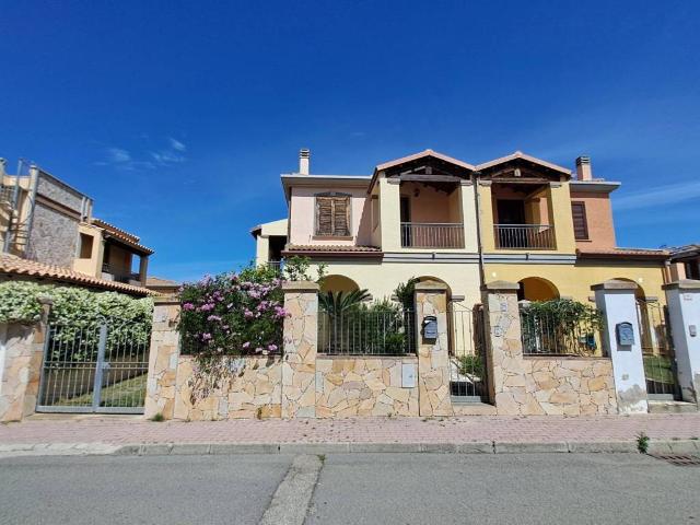 Villa Indipendente in vendita a Villasimius, Sardigna/Sardegna