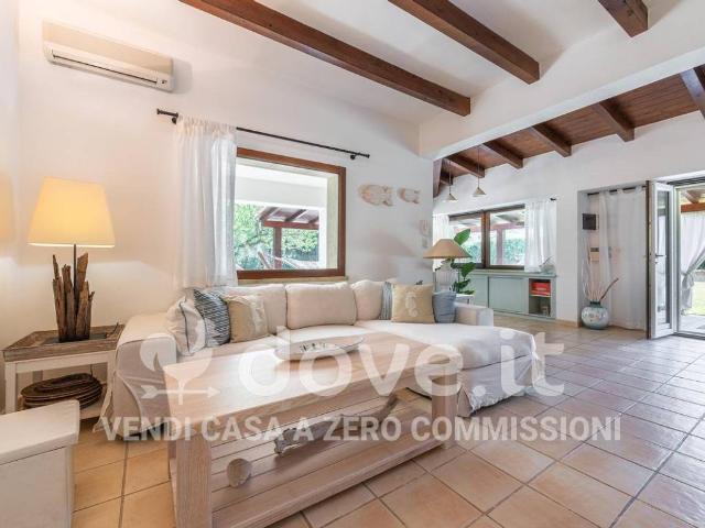 Villa Indipendente in vendita a Villasimius, Sardigna/Sardegna