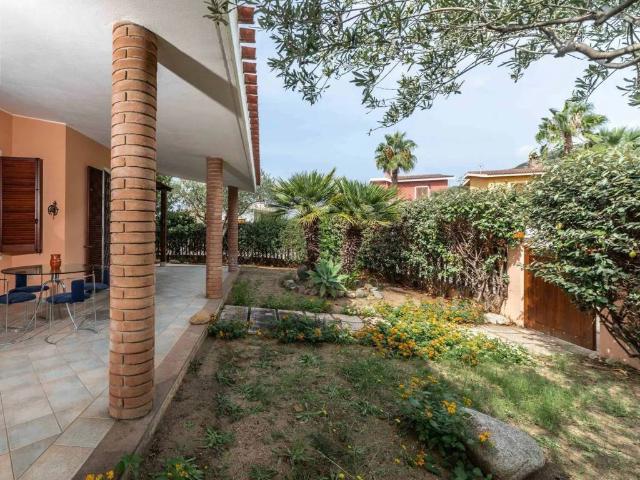 Villa Indipendente in vendita a Villasimius, Sardigna/Sardegna