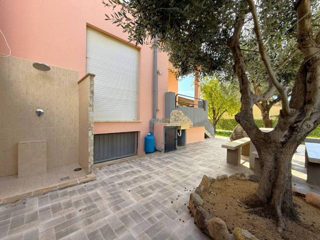 Villa Indipendente in vendita a Villasimius, Sardigna/Sardegna
