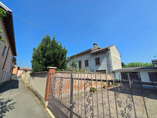 Villa Indipendente in vendita a Villata, Vercelli
