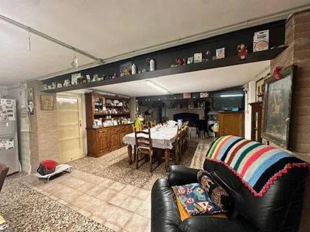 Villa Indipendente in vendita a Parolara, Villimpenta