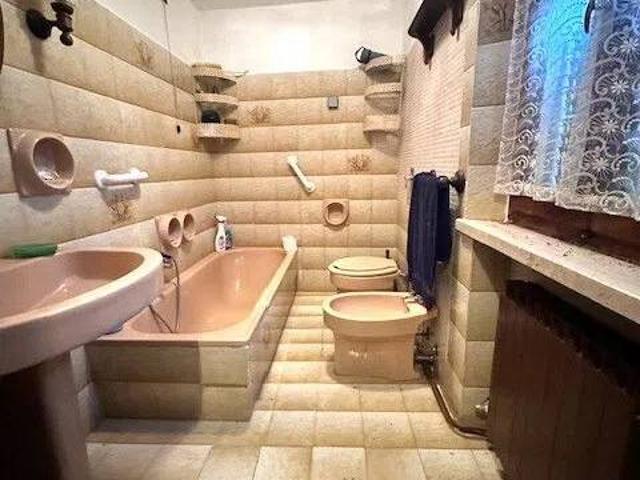 Villa Indipendente in vendita a Parolara, Villimpenta
