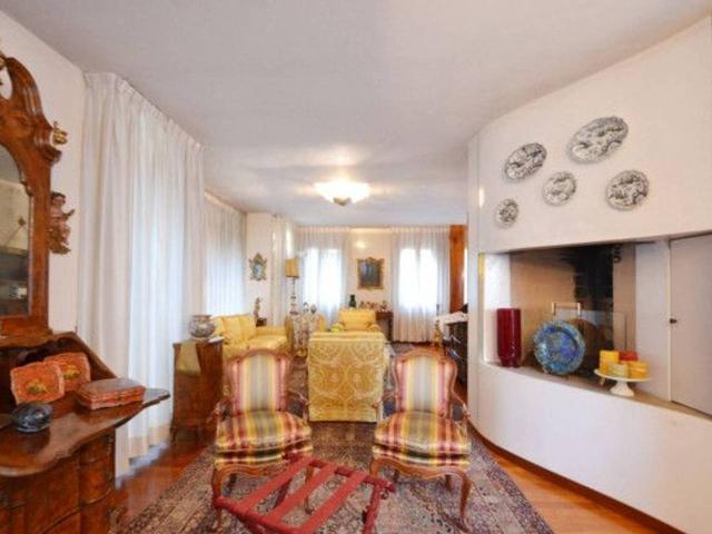 Villa Indipendente in vendita a Villorba, Lancenigo