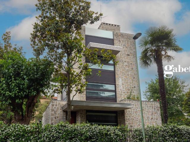 Villa Indipendente in vendita a Oreno, Vimercate