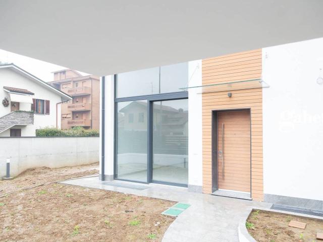 Villa Indipendente in vendita a Oldaniga, Vimercate
