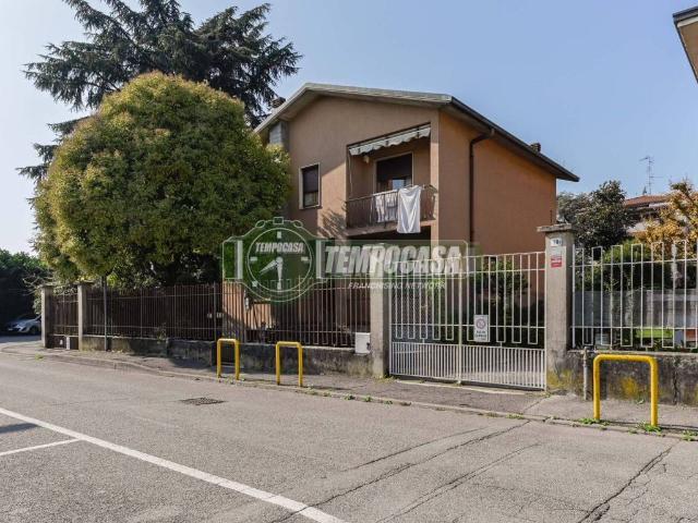 Villa Indipendente in vendita a Oreno, Vimercate