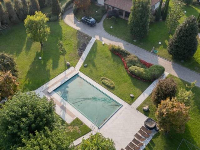 Villa Indipendente in vendita a Oreno, Vimercate