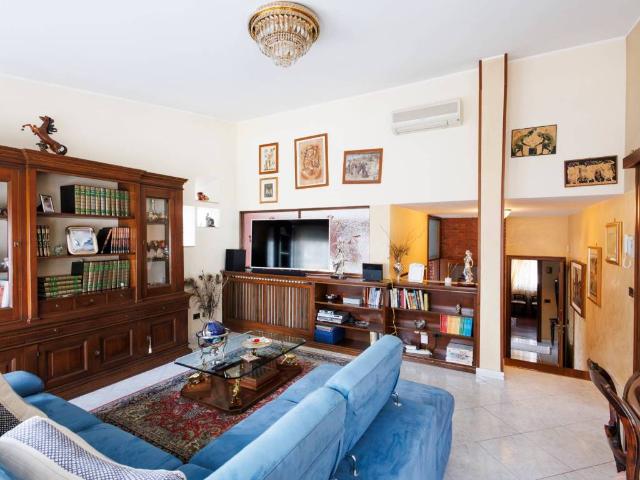 Villa Indipendente in vendita a San Maurizio, Vimercate