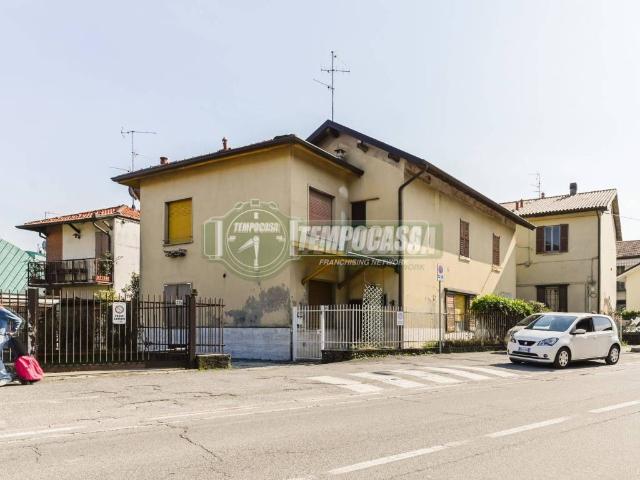 Villa Indipendente in vendita a Oldaniga, Vimercate