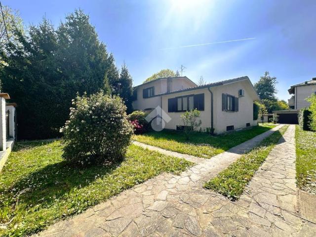 Villa Indipendente in vendita a San Maurizio, Vimercate