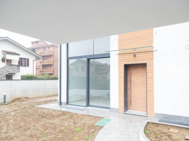 Villa Indipendente in vendita a Oldaniga, Vimercate