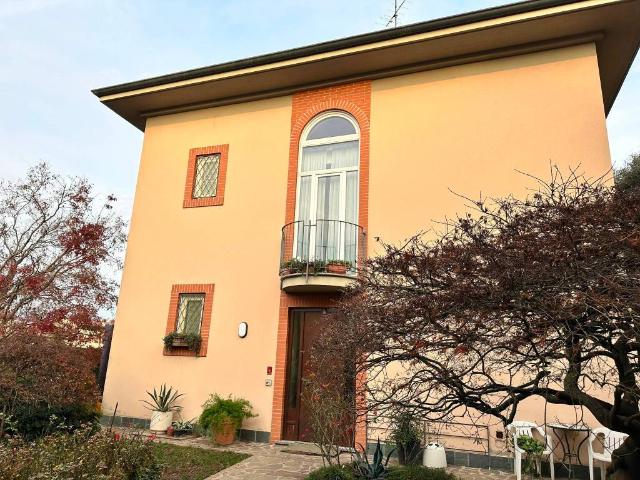 Villa Indipendente in vendita a San Maurizio, Vimercate