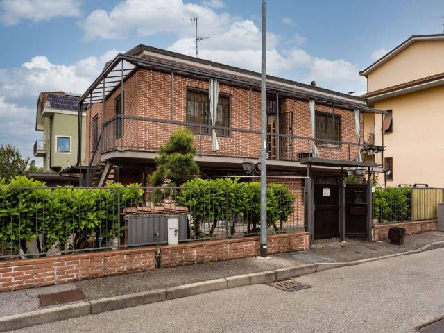 Villa Indipendente in vendita a Vimodrone, Lombardia