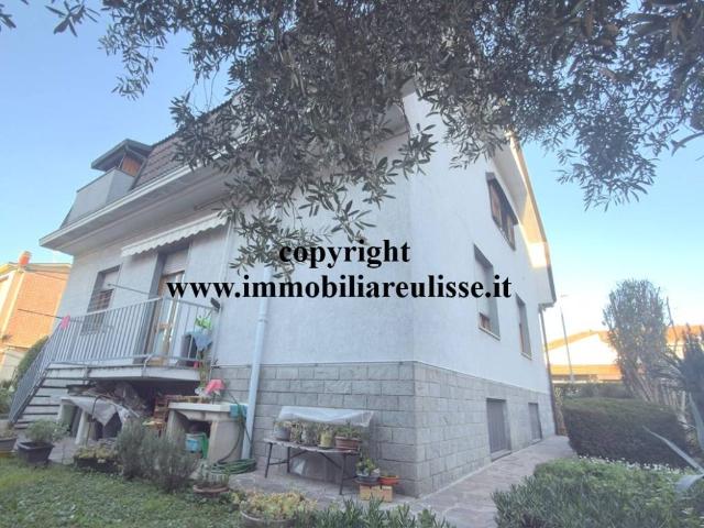 Villa Indipendente in vendita a Vimodrone, Lombardia