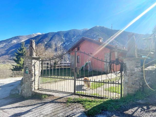 Villa Indipendente in vendita a Piemonte, Cuneo