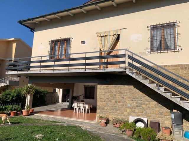 Villa Indipendente in vendita a Unione dei Comuni Circondario dell'Empolese Valdelsa, Vinci