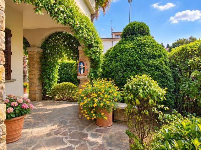 Villa Indipendente in vendita a Spicchio-Sovigliana, Vinci