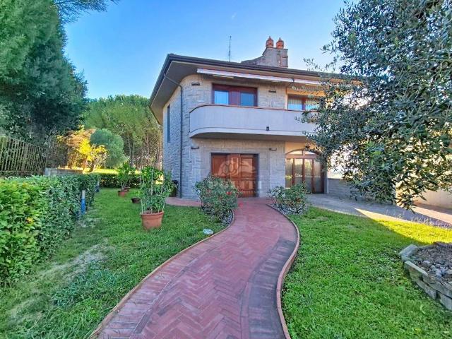 Villa Indipendente in vendita a Unione dei Comuni Circondario dell'Empolese Valdelsa, Vinci