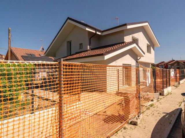 Villa Indipendente in vendita a Vinovo, Torino
