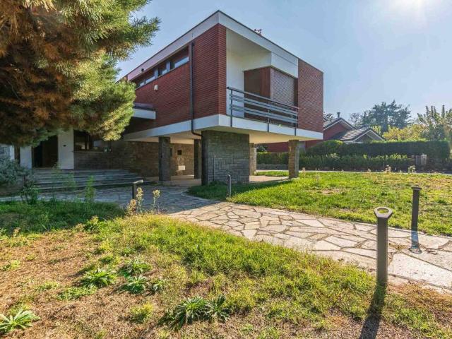 Villa Indipendente in vendita a Villaggio Le Torrette, Vinovo