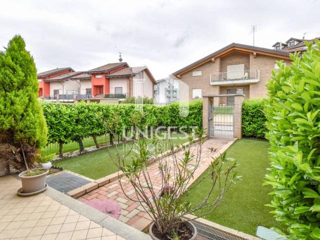 Villa Indipendente in vendita a Vinovo, Torino