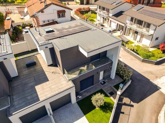 Villa Indipendente in vendita a Piemonte, Torino