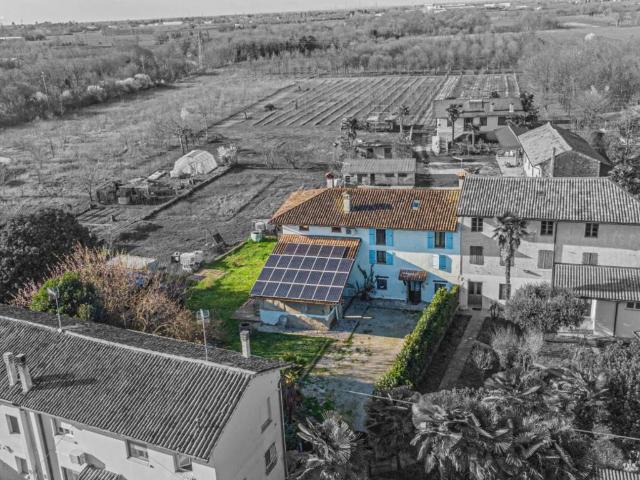Villa Indipendente in vendita a Visco, Friuli-Venezia Giulia