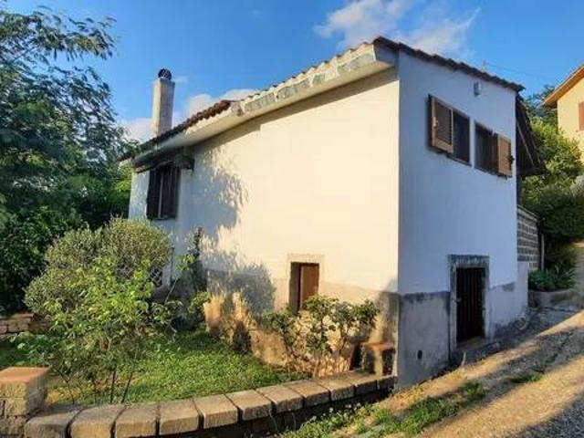 Villa Indipendente in vendita a Viterbo, Lazio