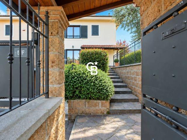Villa Indipendente in vendita a La Quercia, Viterbo