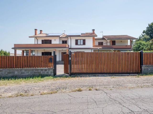Villa Indipendente in vendita a Viterbo, Lazio