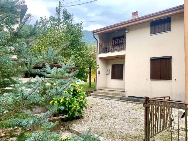Villa Indipendente in vendita a Vito D'asio, Friuli-Venezia Giulia