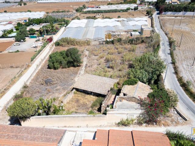 Villa Indipendente in vendita a Vittoria, Sicilia