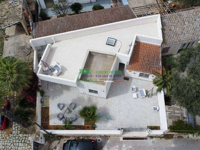 Villa Indipendente in vendita a Vittoria, Sicilia