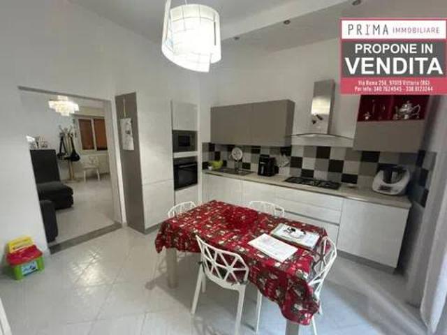 Villa Indipendente in vendita a Vittoria, Sicilia